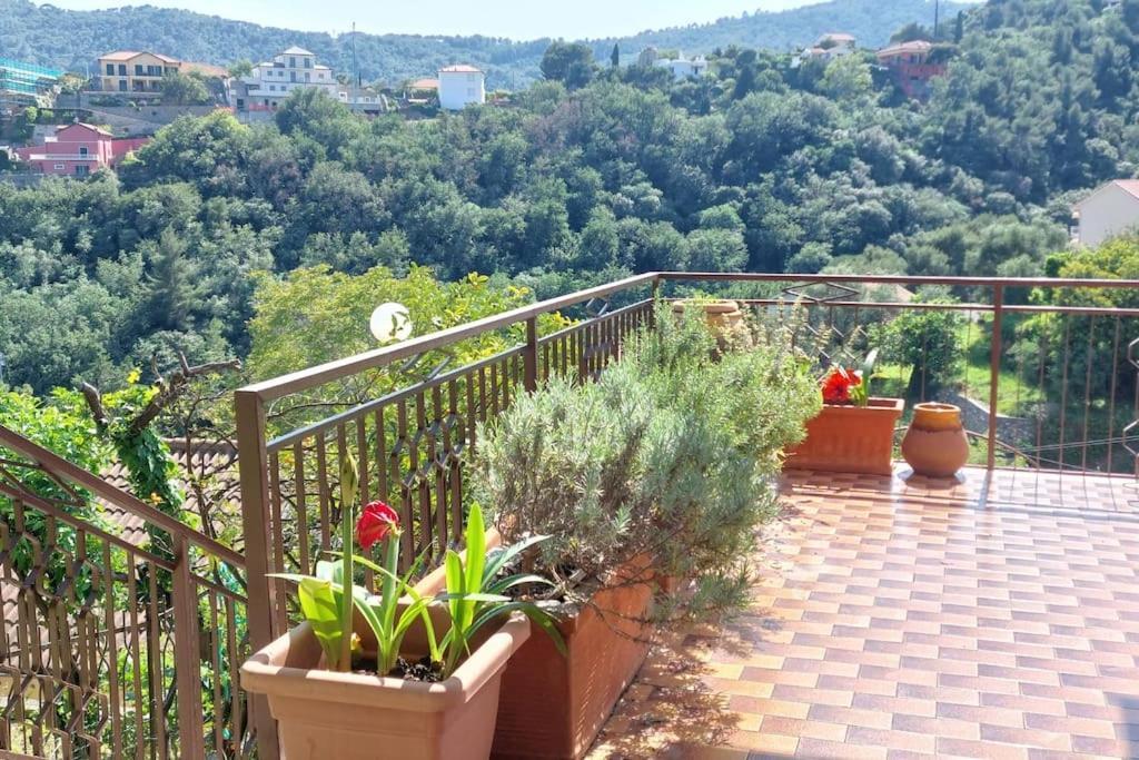La Casa Di Nonna Lorenna Alassio Exterior foto